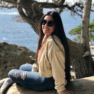 Meet your Posher, Bridgette